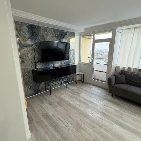 Luxurious One-room *