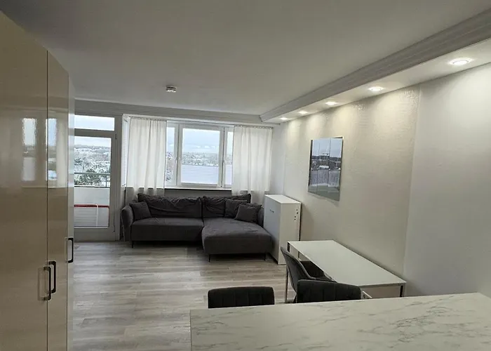 Luxurious One-room *